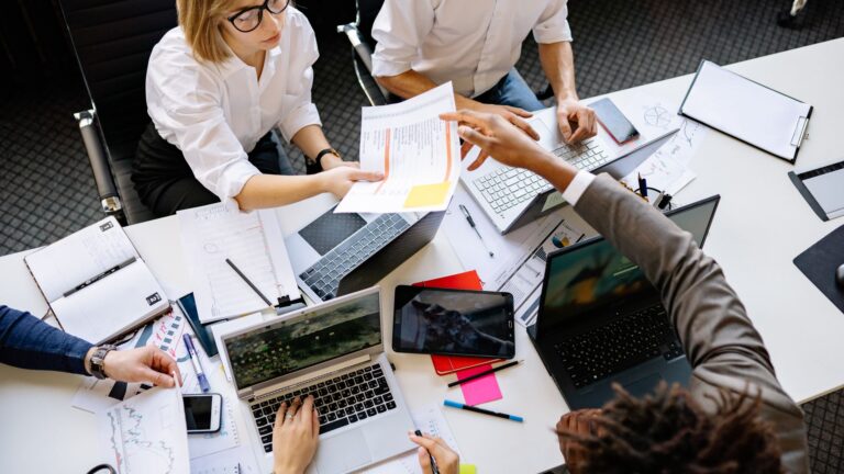 Comment l’IA fait gagner du temps aux dirigeants de TPE/PME ?